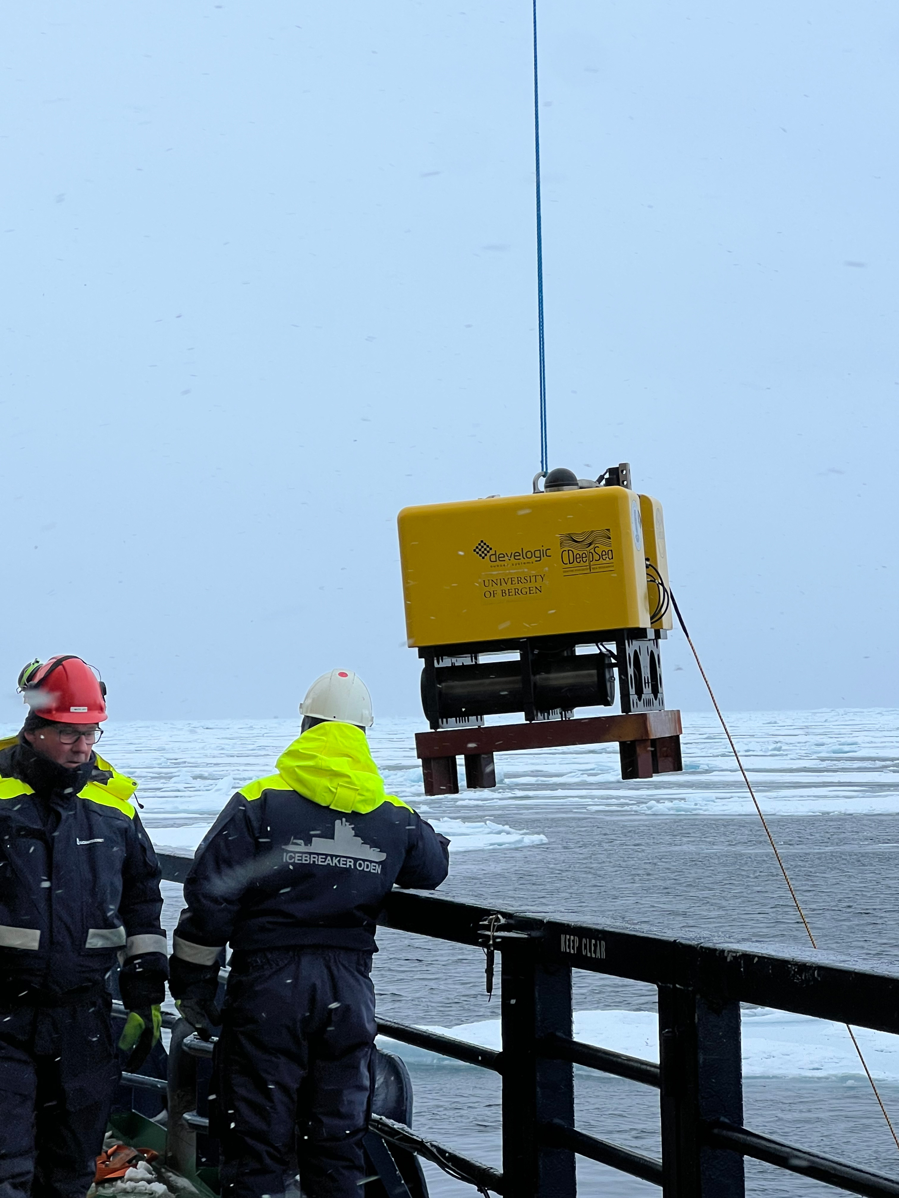 Equipment that will be placed on the seabed, about 3,000 meters deep, for approximately two years. Photo: Katarina Gårdfeldt