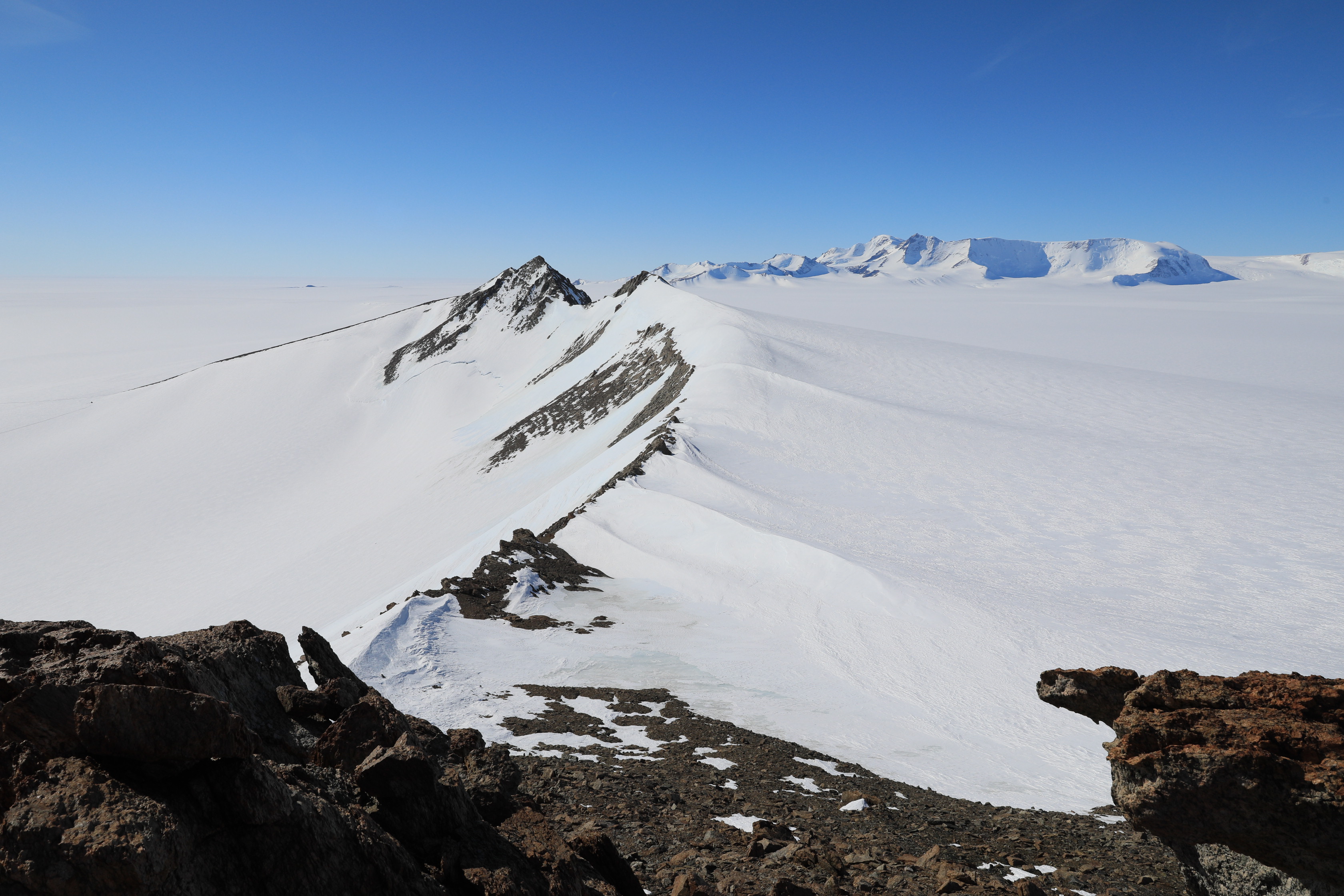 iQ2300 ska minska osäkerheten om den östantarktiska inlandsisens framtid